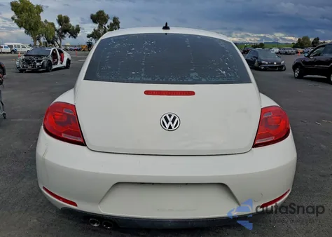 2014 Volkswagen Beetle z USA, uszkodzony, nr VIN 3VWJP7AT1EM609164